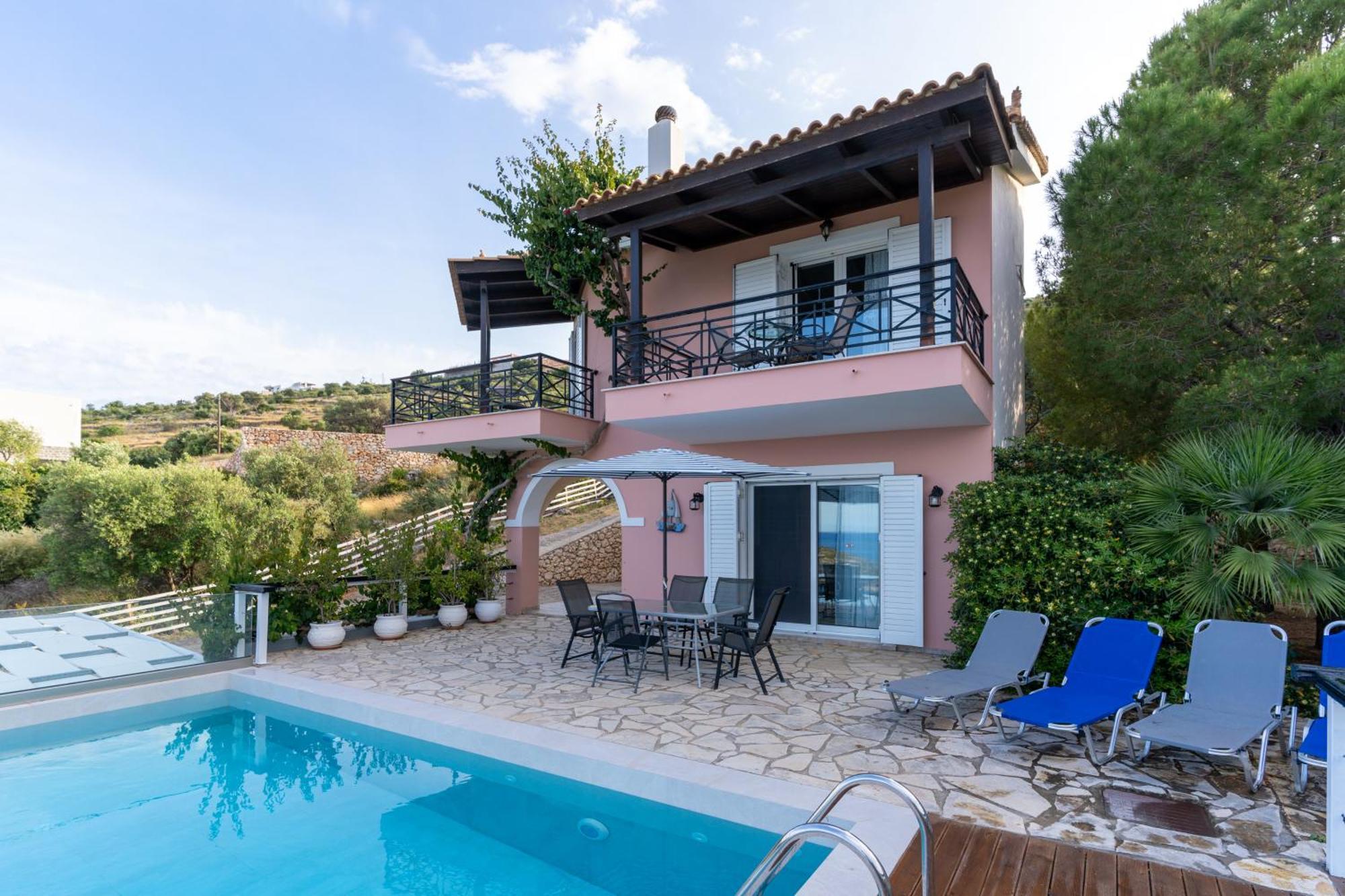 Coastal Paradise Found - Komis' Private Pool Retreat Agios Nikolaos  Exterior photo