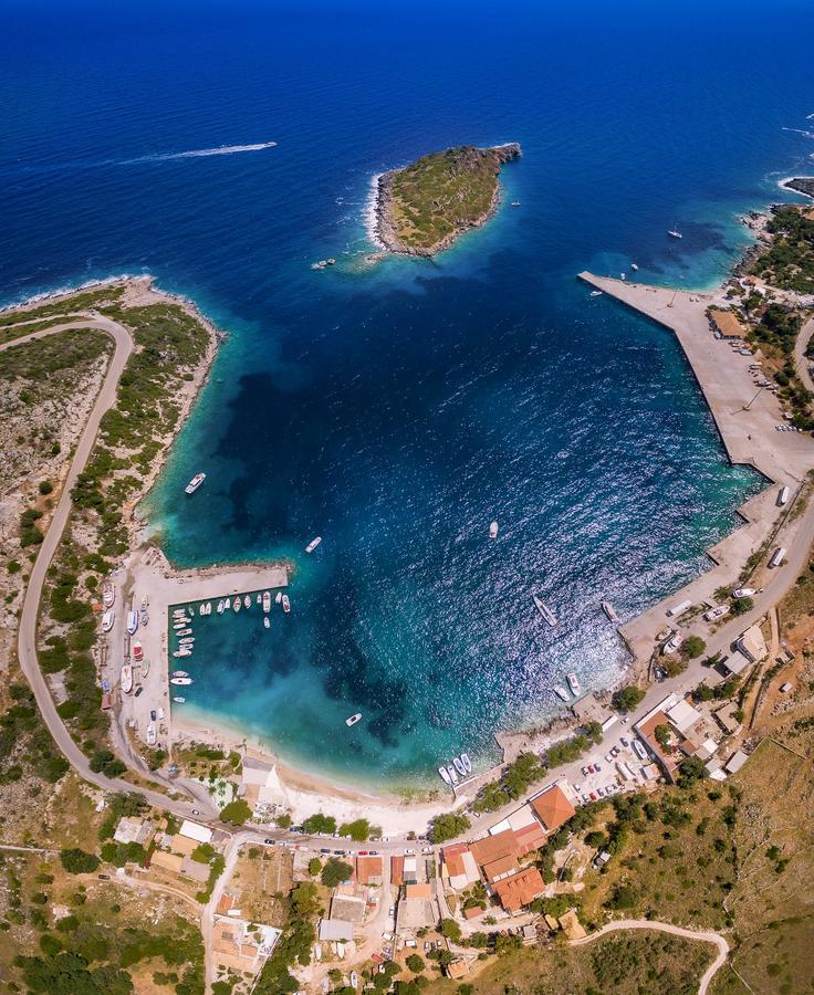 Coastal Paradise Found - Komis' Private Pool Retreat Agios Nikolaos  Exterior photo